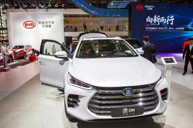 我把比亚迪唐换成特斯拉model Y有些话不吐不快太真实了！